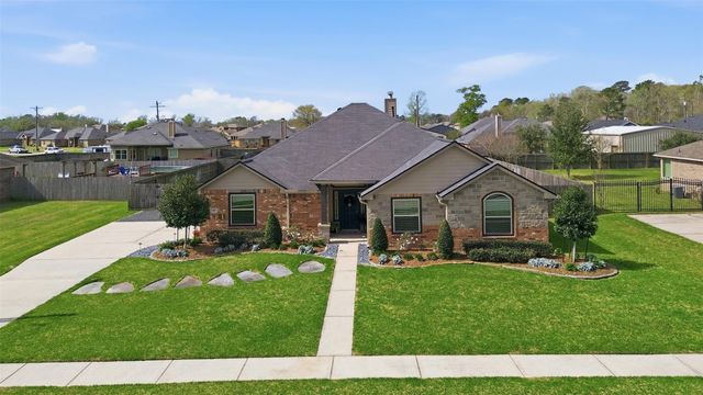 103 Ryan Drive, Dayton, TX 77535