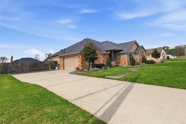 103 Ryan Drive, Dayton, TX 77535