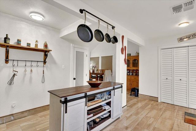 203 Tennessee Ln, Bangor, CA 95901