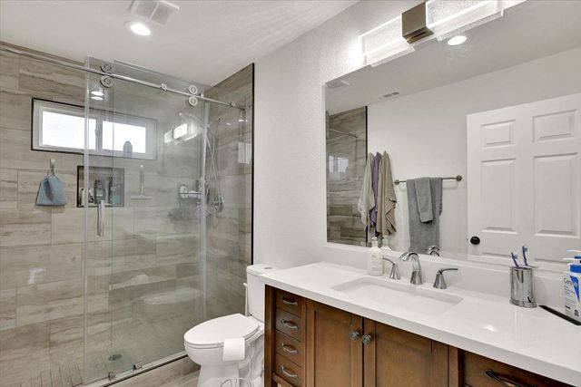 203 Tennessee Ln, Bangor, CA 95901