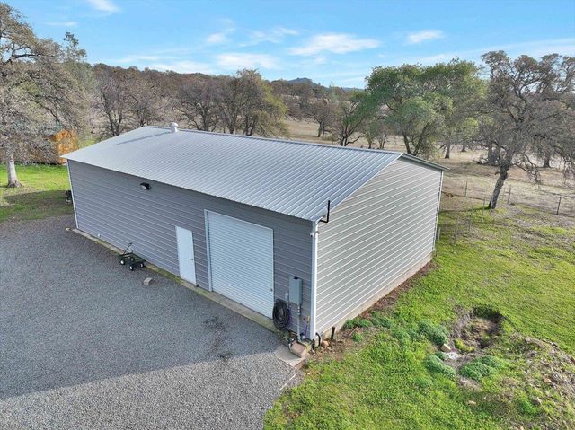 203 Tennessee Ln, Bangor, CA 95901