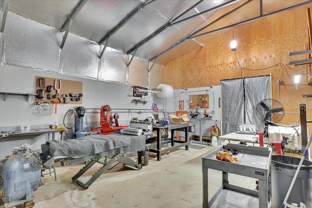 203 Tennessee Ln, Bangor, CA 95901