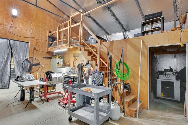 203 Tennessee Ln, Bangor, CA 95901