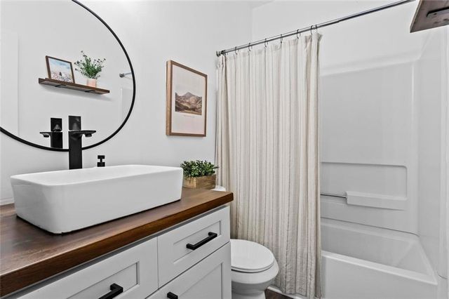 305 Glen Ivy, Marietta, GA 30062