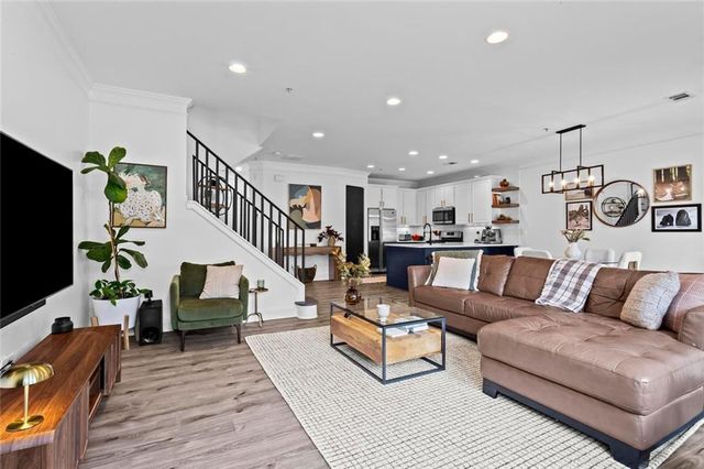 305 Glen Ivy, Marietta, GA 30062
