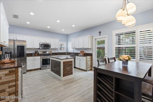 200 S ARABELLA Way, St. Johns, FL 32259