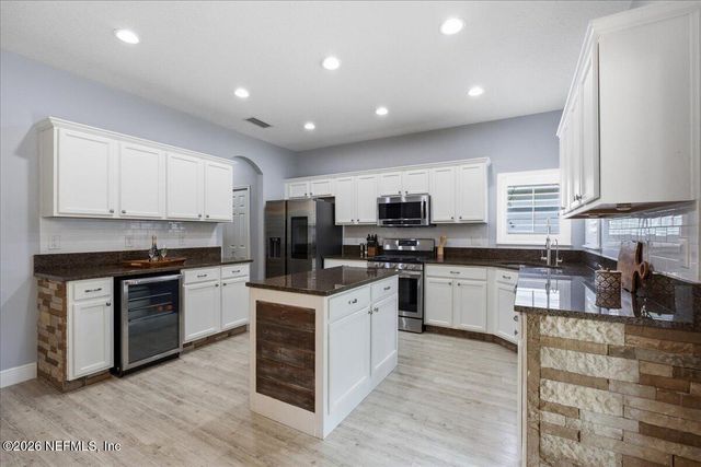 200 S ARABELLA Way, St. Johns, FL 32259