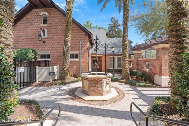 200 S ARABELLA Way, St. Johns, FL 32259