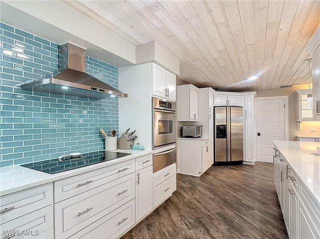 2818 SE 17th PL, Cape Coral, FL 33904