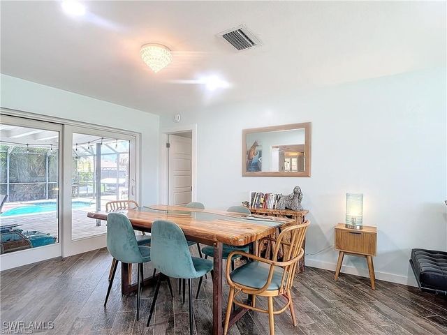 2818 SE 17th PL, Cape Coral, FL 33904