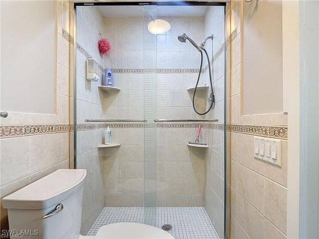 2818 SE 17th PL, Cape Coral, FL 33904