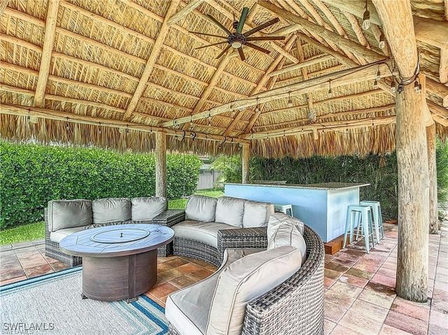 2818 SE 17th PL, Cape Coral, FL 33904