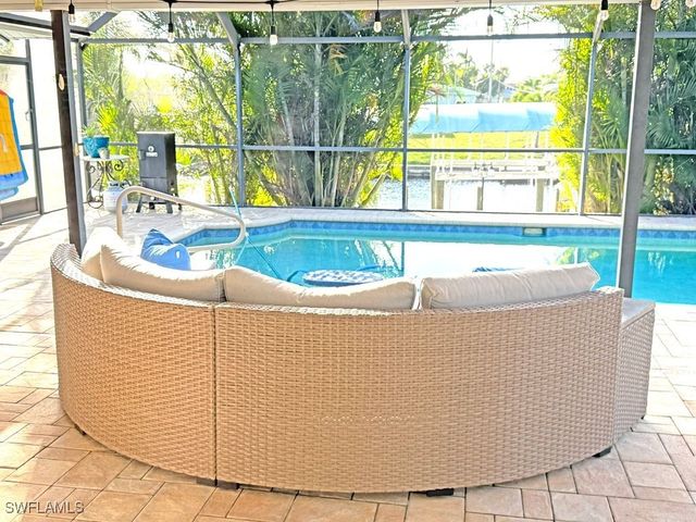 2818 SE 17th PL, Cape Coral, FL 33904