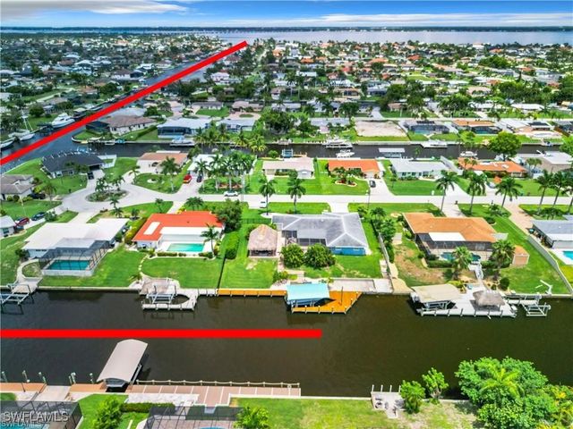 2818 SE 17th PL, Cape Coral, FL 33904