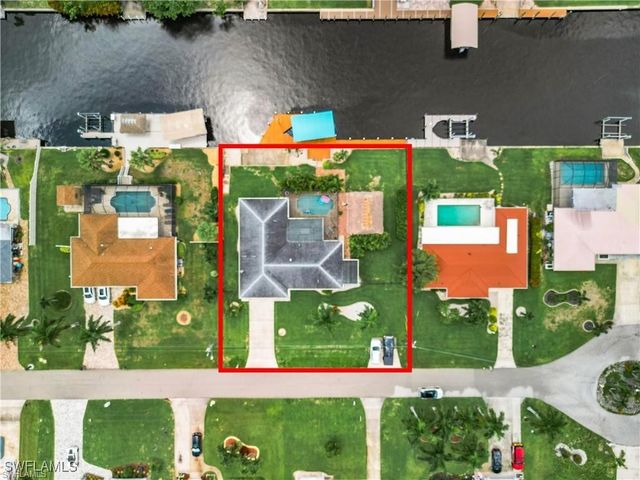 2818 SE 17th PL, Cape Coral, FL 33904