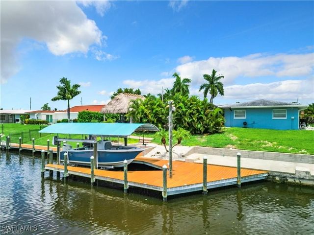 2818 SE 17th PL, Cape Coral, FL 33904