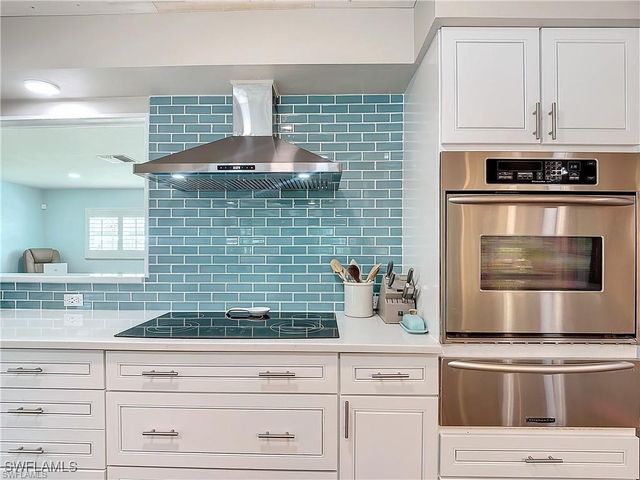 2818 SE 17th PL, Cape Coral, FL 33904