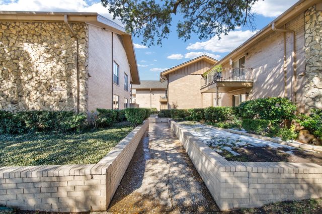 11338 Park Central Place B, Dallas, TX 75230