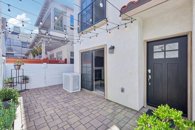 836 C Ave., Coronado, CA 92118