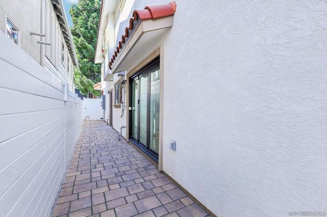 836 C Ave., Coronado, CA 92118