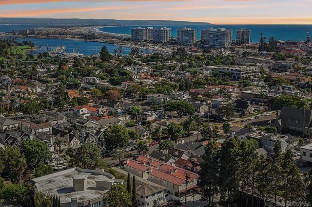 836 C Ave., Coronado, CA 92118
