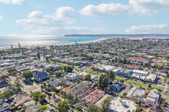 836 C Ave., Coronado, CA 92118
