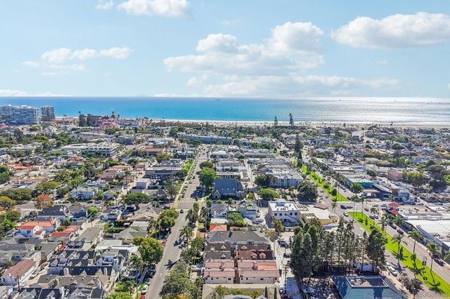 836 C Ave., Coronado, CA 92118