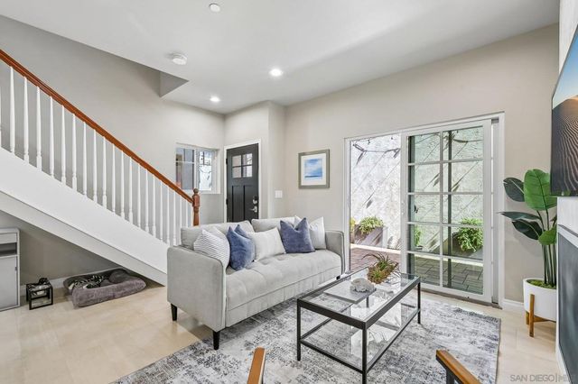 836 C Ave., Coronado, CA 92118
