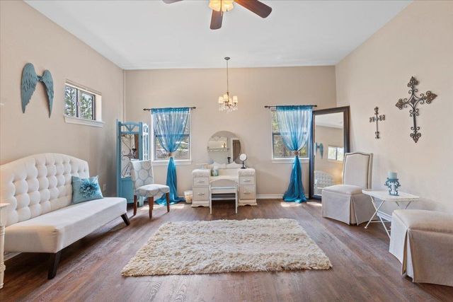 178 Pine Tree LOOP, Bastrop, TX 78602