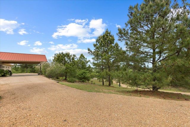178 Pine Tree LOOP, Bastrop, TX 78602