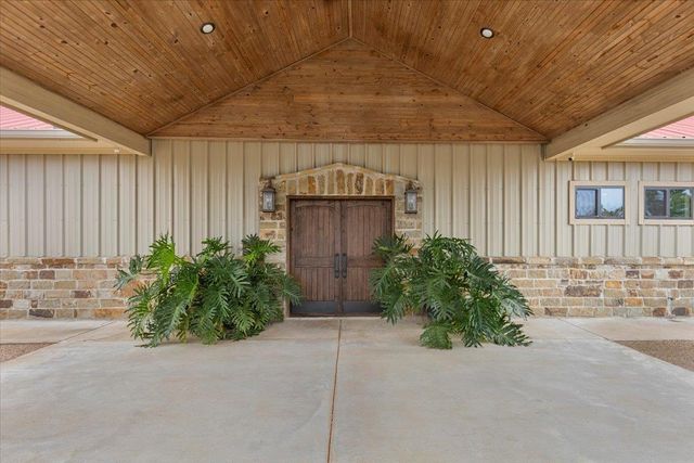 178 Pine Tree LOOP, Bastrop, TX 78602