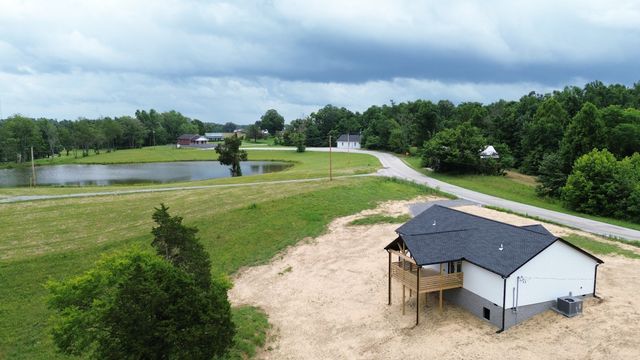 7208 Carthage Rd, Pleasant Shade, TN 37145