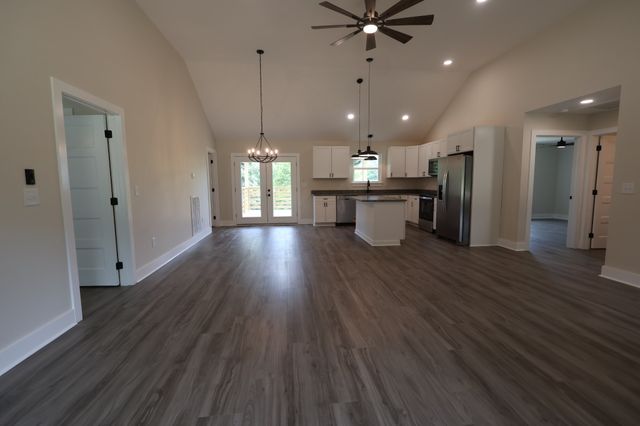7208 Carthage Rd, Pleasant Shade, TN 37145