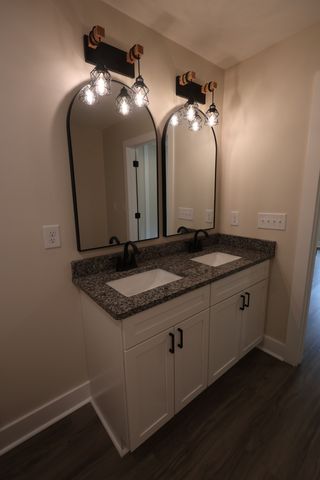 7208 Carthage Rd, Pleasant Shade, TN 37145