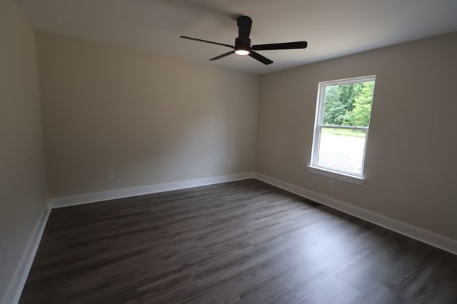 7208 Carthage Rd, Pleasant Shade, TN 37145