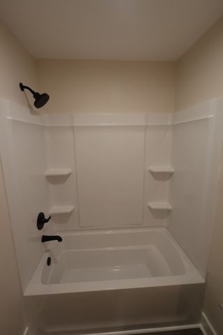 7208 Carthage Rd, Pleasant Shade, TN 37145