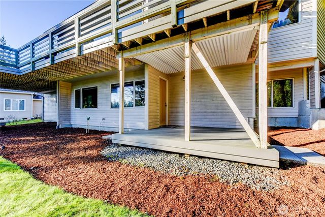 15728 NE 61st Ct, Redmond, WA 98052