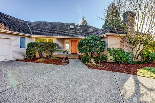 15728 NE 61st Ct, Redmond, WA 98052