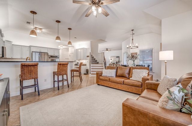 10476 MABRY MILL RD, Cordova, TN 38016