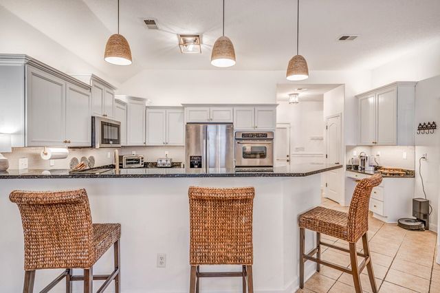 10476 MABRY MILL RD, Cordova, TN 38016