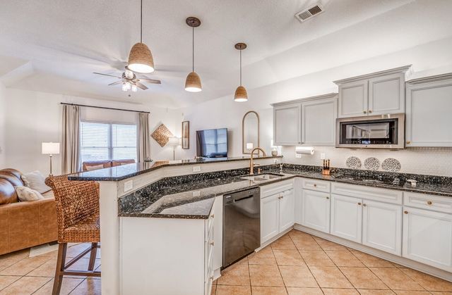 10476 MABRY MILL RD, Cordova, TN 38016