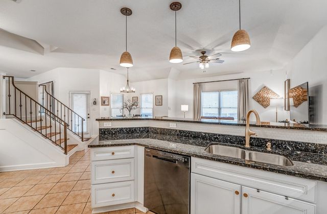 10476 MABRY MILL RD, Cordova, TN 38016