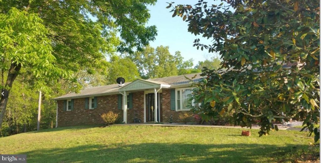 12381 GROSSTOWN RD, Hughesville, MD 20637