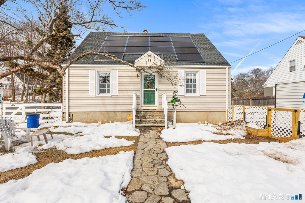 56 Stonybrook Road, Stratford, CT 06614