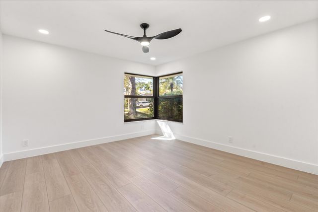 3093 NW 28th Terrace, Boca Raton, FL 33434