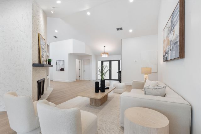 3093 NW 28th Terrace, Boca Raton, FL 33434