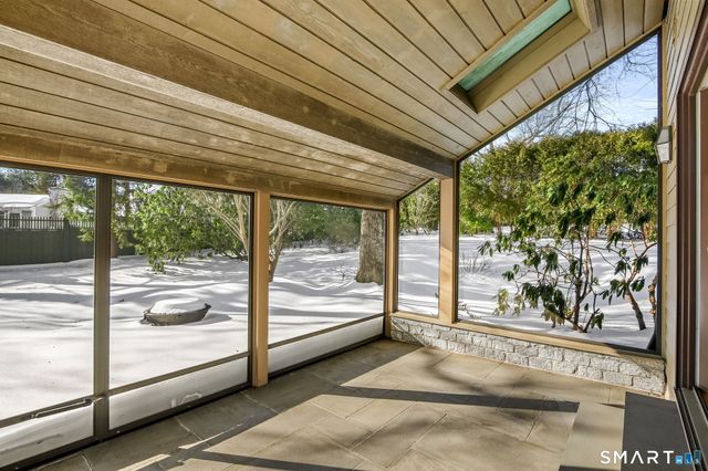 59 Emerald Lane, Stamford, CT 06905