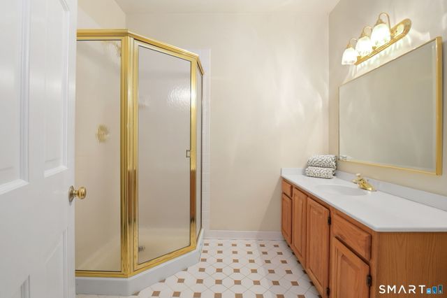 59 Emerald Lane, Stamford, CT 06905