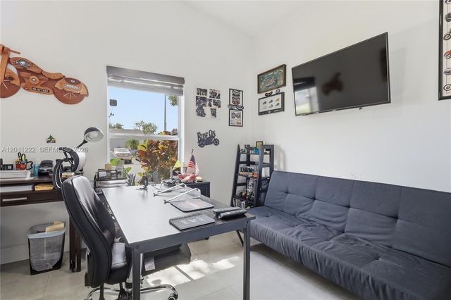 6443 SW 152nd Cir Pl 22-43, Miami, FL 33193