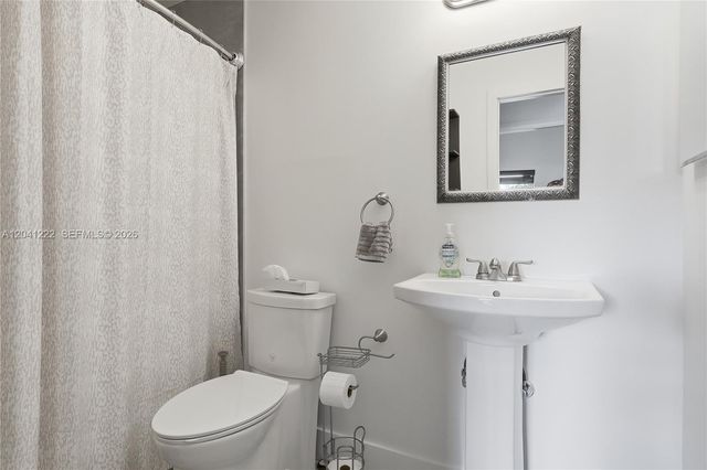 6443 SW 152nd Cir Pl 22-43, Miami, FL 33193